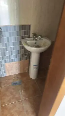 Ambient biznesi me qera në Rruga e Elbasanit, Tiranë, 25 m². Foto 4 nga 5