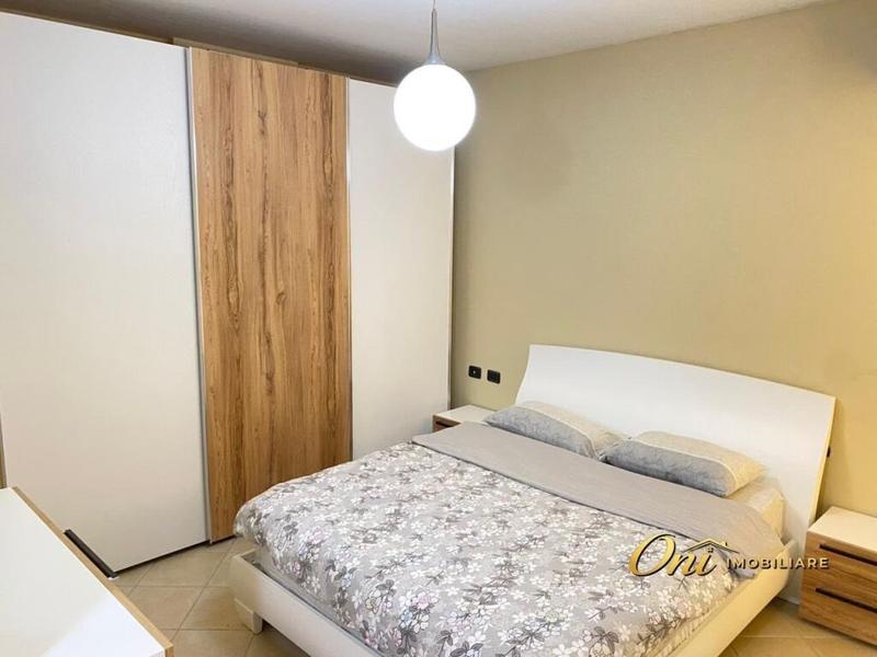 Apartament 2+1 me qera në 9 Kateshet Stacion Urbani, Tiranë, 105 m². Foto 2 nga 6