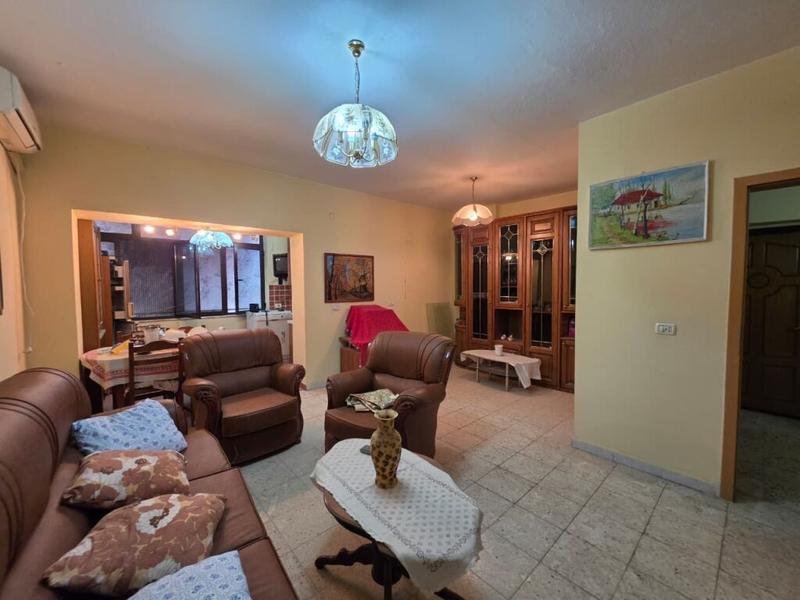 Appartamento 2+1 in vendita a Rruga Ali Visha, Tirana, 85 m²