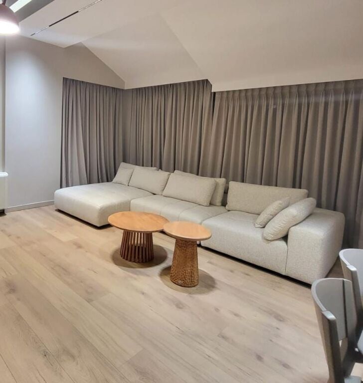 Duplex 3+1 for rent in Kodra e Diellit, Tirana, 180 m². Photo 1 of 3