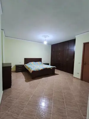 Appartamento 2+1 in affitto a Plazhi Rrota e Kuqe, Durazzo, 87 m². Foto 4 di 7