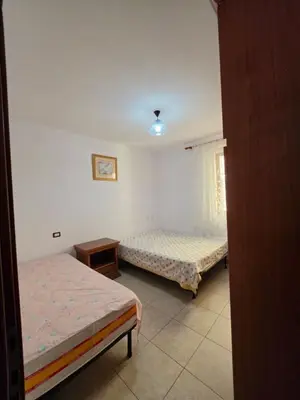 Apartament 1+1 me qera në Bulevardi Zogu I, Tiranë, 70 m². Foto 8 nga 11