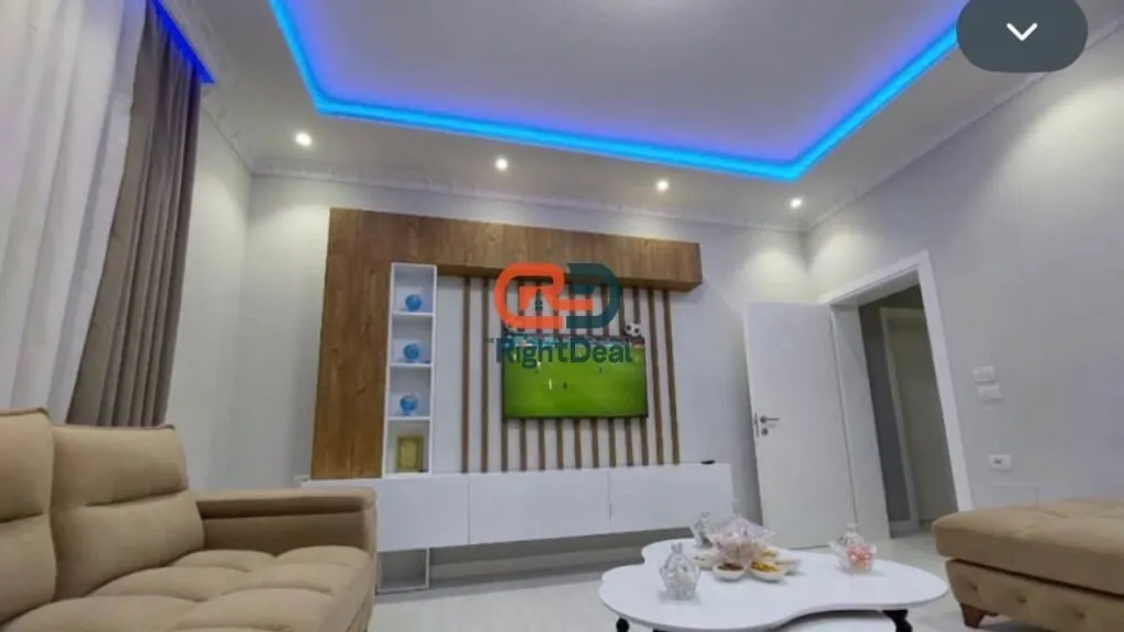 Villa in affitto a Tufinë, Tirana, 950 m². Foto 1 di 8