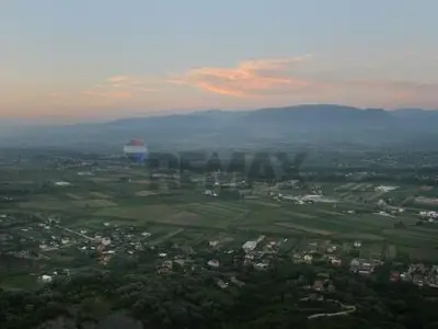 Tokë në shitje në Fushe Preze, Tiranë, 9 000 m². Foto 4 nga 4