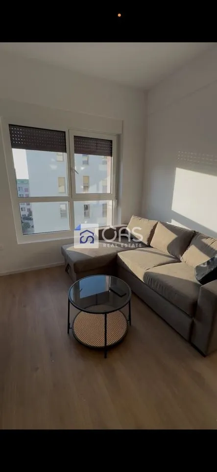 Apartament 1+1 me qera në Ali Dem, Tiranë, 60 m². Foto 1 nga 2