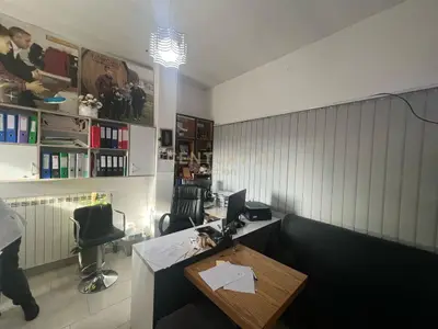 Tokë në shitje në Kombinat, Tiranë, 300 m². Foto 3 nga 10