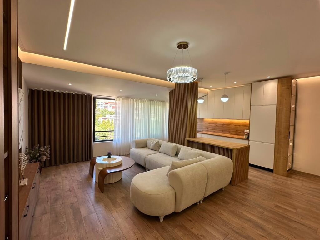 Apartment 2+1 for sale in Liqeni i Thatë, Tirana, 77 m². Photo 2 of 3