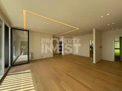 Apartament 3+1 në shitje në Pallati i Brigadave, Tiranë, 154 m². Foto 2 nga 8