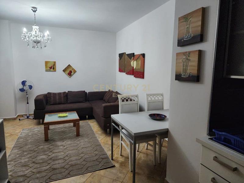 Appartamento 2+1 in affitto a Rruga Don Bosko, Tirana, 85 m²