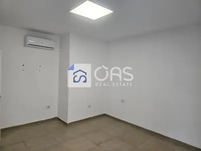 Zyrë me qera në Rtsh, Tiranë, 74 m². Foto 11 nga 12