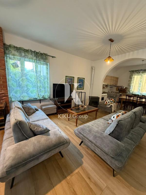 Casa indipendente 3+1 in affitto a Rruga Pjetër Budi, Tirana, 100 m²