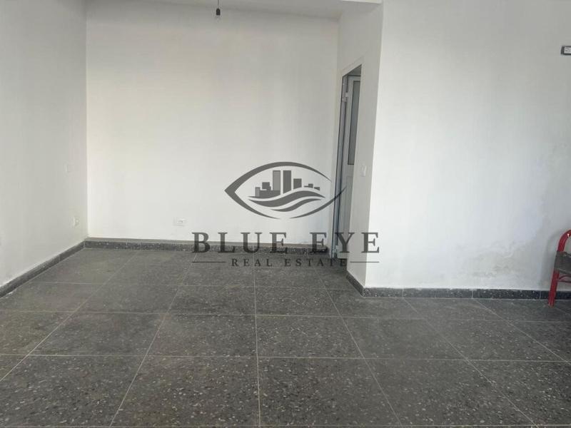 Ambient biznesi me qera në Spitali Rajonal Durrës, Durrës, 30 m²