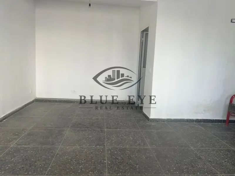 Locale commerciale in affitto a Spitali, Durazzo, 30 m²