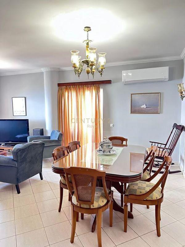 Apartament 3+1 në shitje në Lagjia Nr. 4 - Koder, Sarandë, 140 m². Foto 4 nga 12