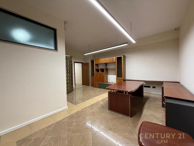 Office for rent in Rruga Papa Gjon Pali II, Tirana, 200 m²