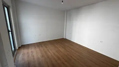 Apartament 1+1 në shitje në Bulevardi Republika, Korçë, 75 m². Foto 6 nga 8