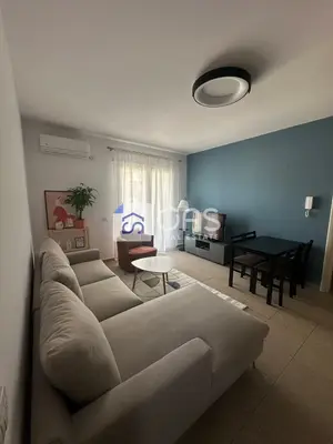 Apartament 1+1 me qera në Bulevardi Zogu I, Tiranë, 79 m². Foto 2 nga 8