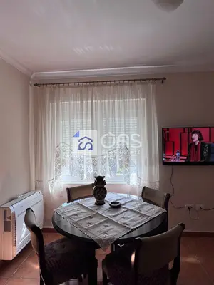 Apartament 2+1 me qera në Rruga e Elbasanit, Tiranë, 70 m². Foto 2 nga 6
