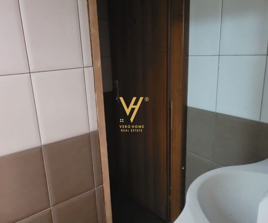 Zyrë me qera në Ish Ekspozita, Tiranë, 286 m². Foto 3 nga 3