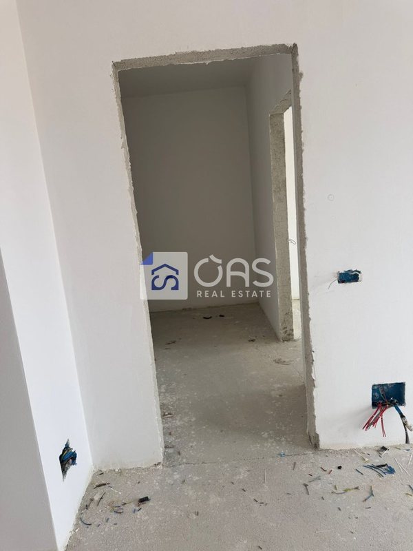Apartament 1+1 në shitje në Kinostudio, Tiranë, 73 m². Foto 7 nga 12