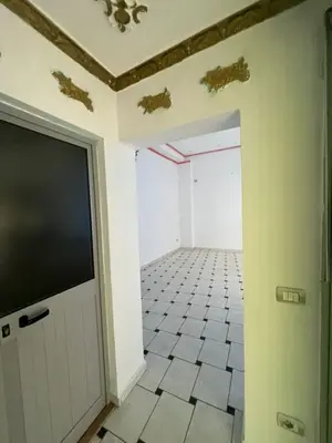 Ambient biznesi me qera në KAZAZI...Therje, Durrës, 45 m². Foto 2 nga 3