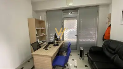 Ufficio in affitto a Rruga Haxhi Dalliu, Tirana, 17 m². Foto 1 di 3