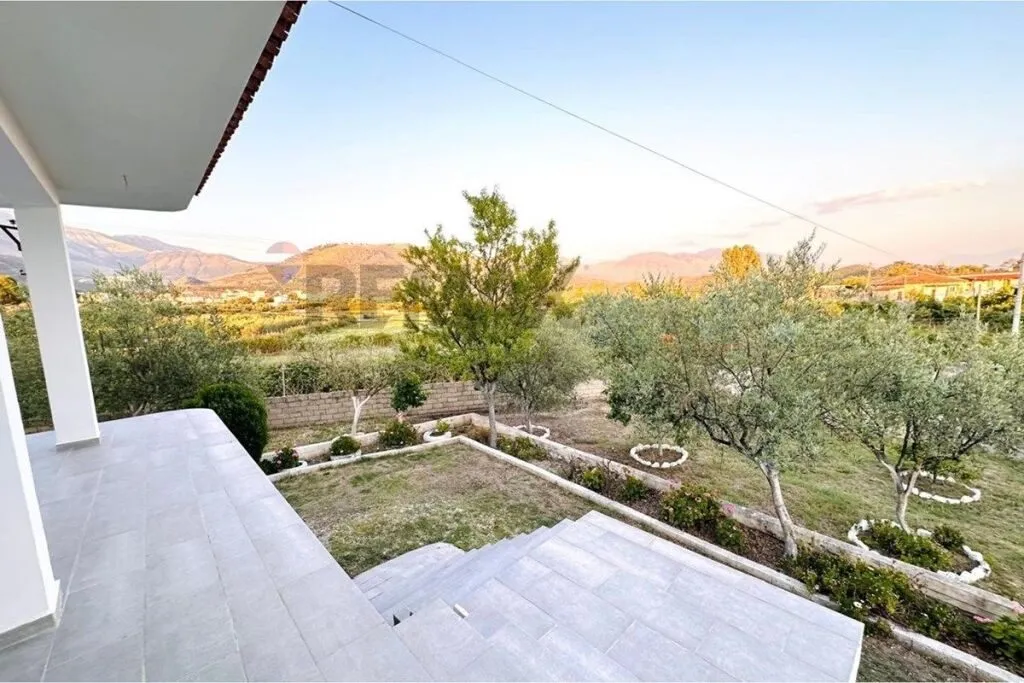 Villa in vendita a Delvinë, Saranda, 116 m². Foto 1 di 5
