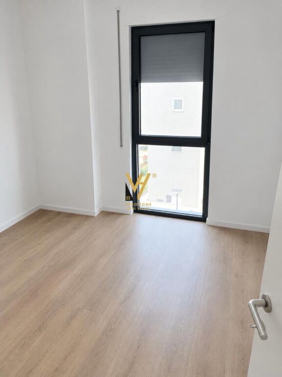 Office for rent in Komuna e Parisit, Tirana, 95 m². Photo 2 of 3