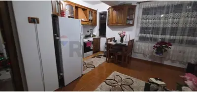 Apartament 3+1 në shitje në Rruga Qemal Stafa, Tiranë, 90 m². Foto 2 nga 9