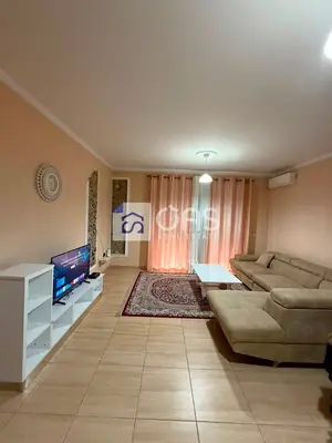 Apartament 1+1 me qera në Rezidenca Concord Center, Tiranë, 65 m². Foto 1 nga 7