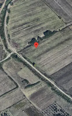 Tokë në shitje në Tregu i Makinave Shënavlash, Durrës, 5 000 m². Foto 1 nga 2