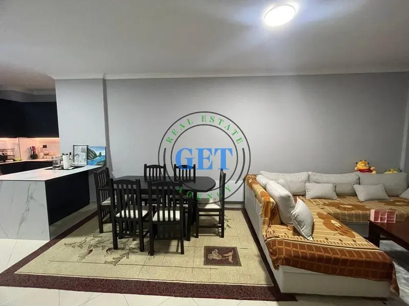Appartamento 2+1 in vendita a Stacioni i Trenit, Durazzo, 91 m²