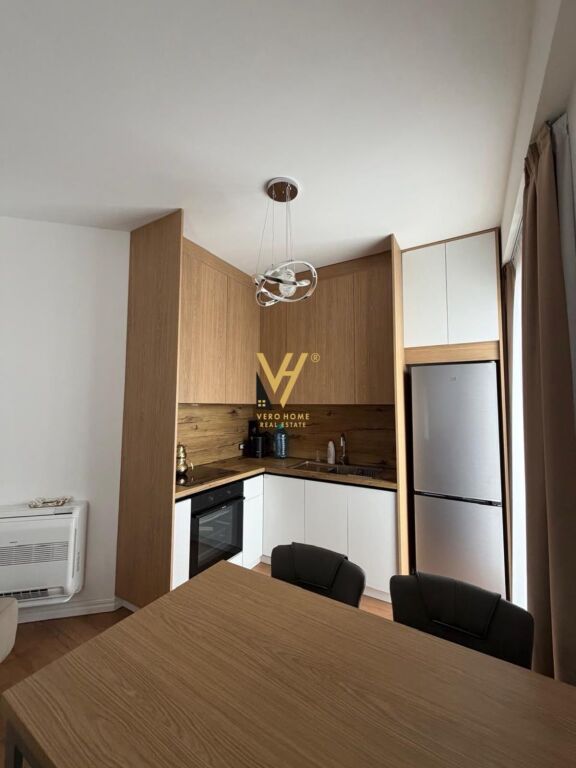 Apartament 1+1 me qera në Komuna e Parisit, Tiranë, 73 m². Foto 2 nga 3
