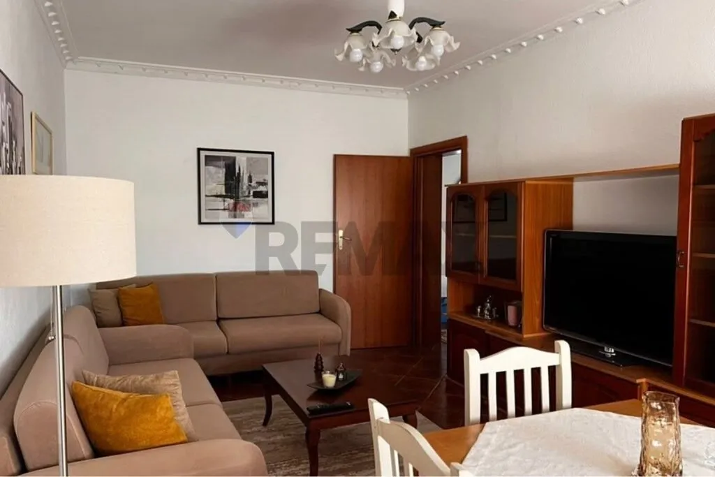 Appartamento 2+1 in affitto a Rruga e Elbasanit, Tirana, 80 m². Foto 1 di 12