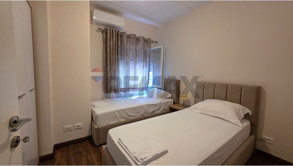 Apartment for sale in Komuna e Parisit, Tirana, 80 m². Photo 3 of 3