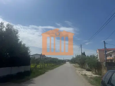 Land for sale in Koxhas, Durrës, 5,600 m². Photo 2 of 7