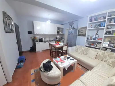 Apartament 2+1 në shitje në Rruga Haxhi Hysen Dalliu, Tiranë, 65 m². Foto 3 nga 8