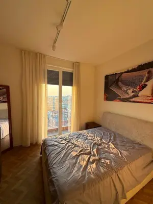 Apartament 2+1 me qera në Rrethrrotullimi i Shkozës, Tiranë, 100 m². Foto 8 nga 12