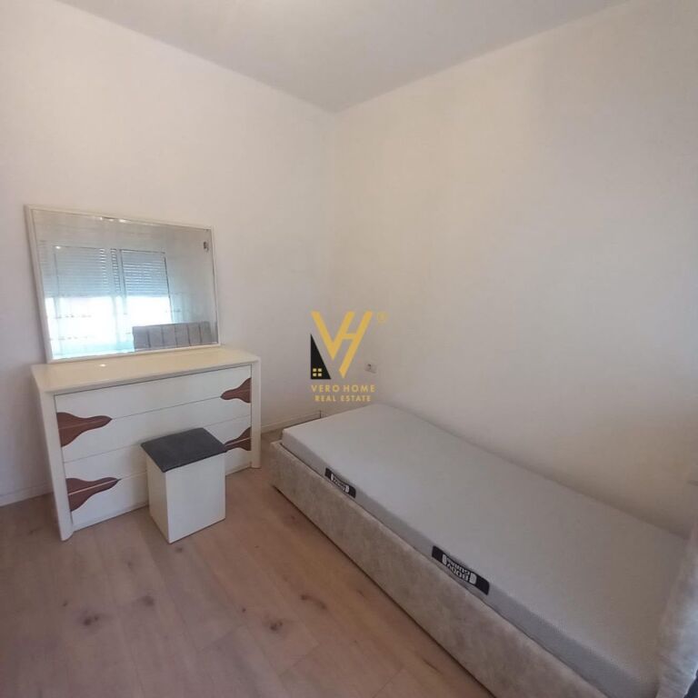 Apartament 2+1 me qera në Yzberisht, Tiranë, 105 m². Foto 3 nga 3