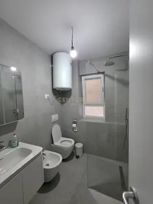 Apartament në shitje në Materniteti i Ri, Tiranë, 94 m². Foto 2 nga 4