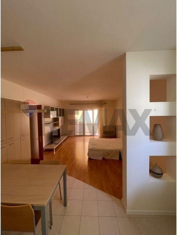 Apartament 2+1 me qera në Liceu Artistik Jordan Misja, Tiranë, 118 m²