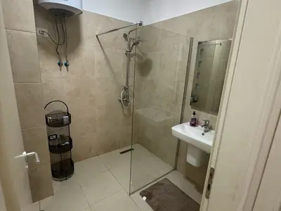 Appartamento 2+1 in affitto a Komuna e Parisit, Tirana, 70 m². Foto 5 di 6