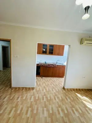 Apartament 1+1 në shitje në Rruga Irfan Tomini, Tiranë, 60 m². Foto 3 nga 8