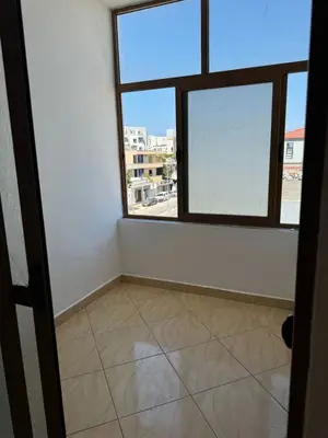 Apartament 3+1 me qera në Rruga Glaukia, Durrës, 165 m². Foto 4 nga 12