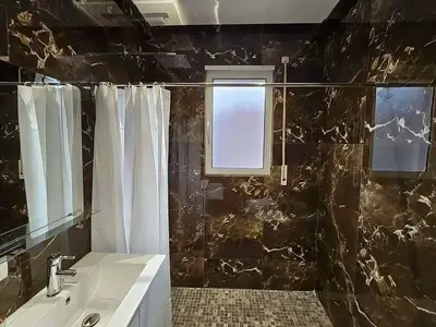 Apartament 2+1 në shitje në Kopshti Botanik i Tiranës, Tiranë, 121 m². Foto 7 nga 8