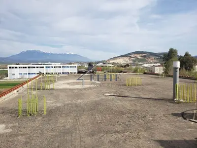 Magazinë në shitje në Berat, Berat, 1 170 m². Foto 3 nga 9