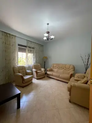 Shtëpi private 3+1 me qera në Markata Fruta Perimeve & Bylmet, Durrës, 119 m². Foto 8 nga 12