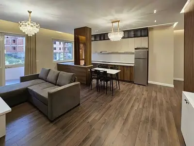 Apartament 2+1 në shitje në Kopshti Botanik i Tiranës, Tiranë, 121 m². Foto 2 nga 8