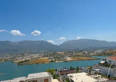 Appartamento 3+1 in vendita a Farkë, Tirana, 183 m². Foto 2 di 11