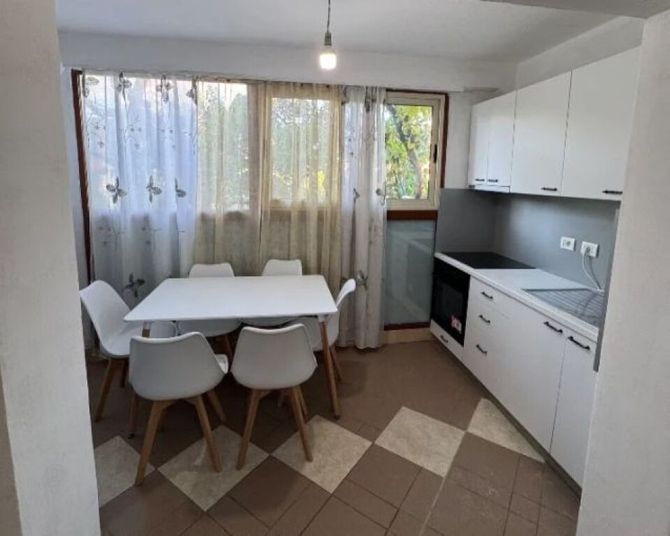 Appartamento 1+1 in affitto a Selitë, Tirana, 68 m². Foto 1 di 3